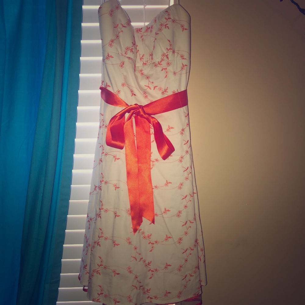 Size Small (size 0-2) Orange and White short dress